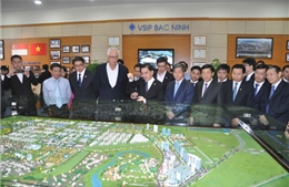 Nguyên Thủ tướng Singapore thăm khu công nghiệp tại Bắc Ninh 